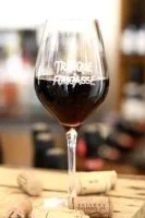 Bar &agrave; vin rouge 